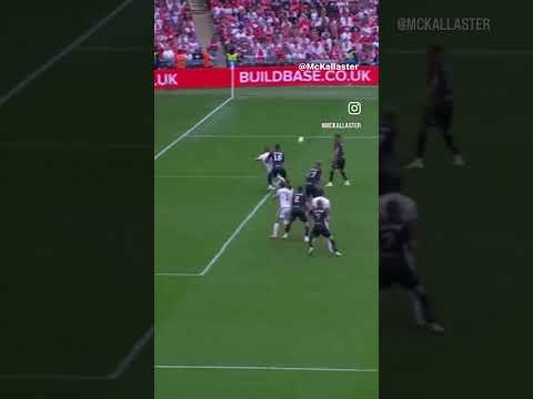 Scottish Commetary on Ryan Reynolds and Rob McElhenney of Wrexham not knowing the offside rule.