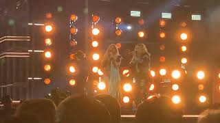 Elle King and Miranda Lambert PlayDrunk(And I Don't Wanna Go Home) | 2022Billboard Music Awards