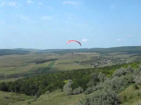 zbor test cu parapanta la Scheia, judetul Iasi