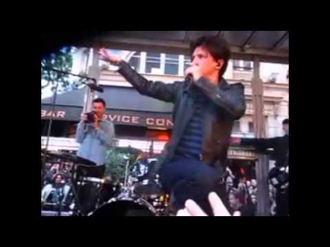 Indochine - 23.06.2013 - Concert Surprise devant le Grand Rex (multicam)