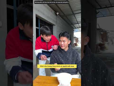 Ngưu Lậu rước chiếc xe trong mơ về làng