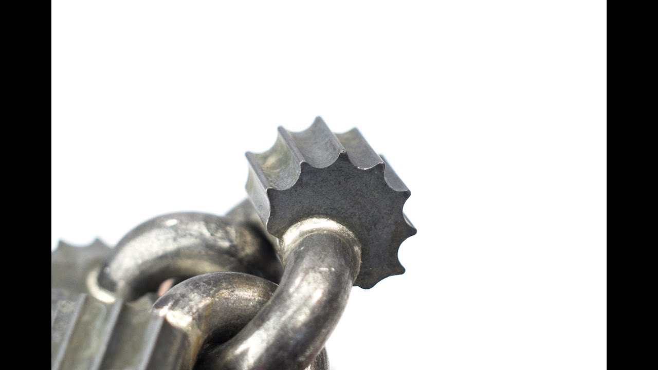 Descaling 4 inch cast iron pipe with Picote Premium Cyclone Chain