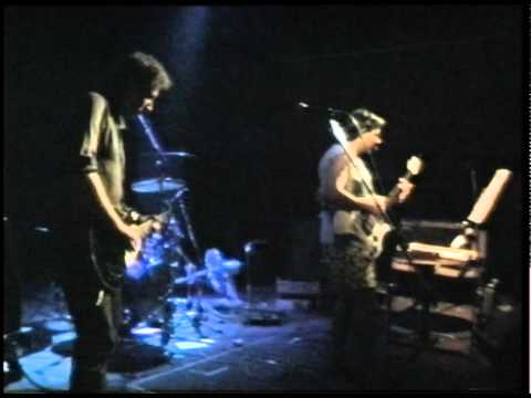 Tall Dwarfs - The Slide (live)