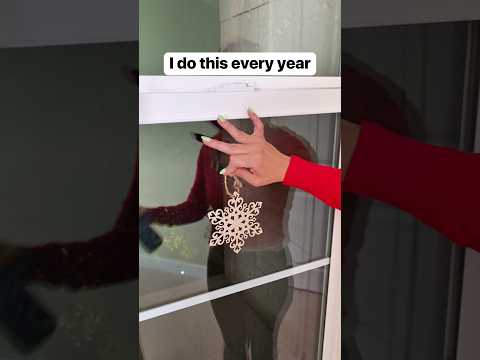 Easy Christmas window decor #christmasdecor #windows