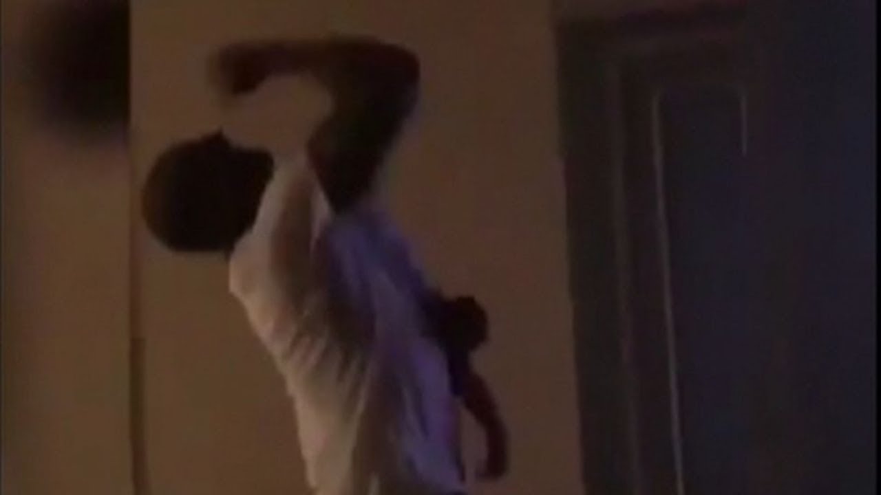 Kobe Bryant loses it watching his hometown Eagles beat the Patriots in Super Bowl LII | ESPN