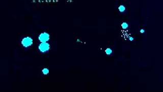 Asteroids on Atari 8 bit vintage computer. Gameplay & Commentary