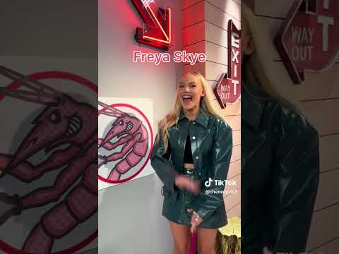 HELPP😭#malachi #barton #funny #fyp #mk #zombies4