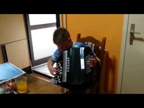 Darko Jelisijevic 9 godina Traktorsko kolo