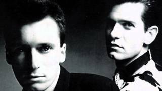 Dinarama - 1982 Sacerdotisas de Baal (maqueta sin Alaska)