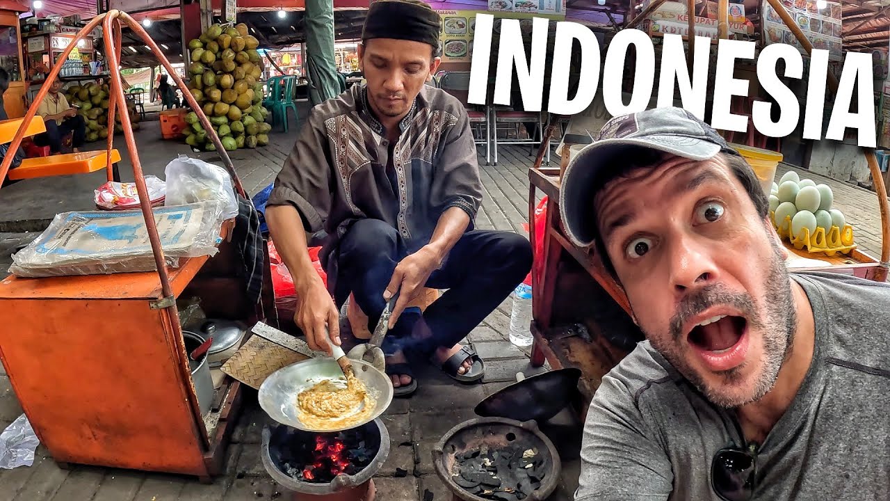 PRIMEIRO DIA NA ILHA MAIS POPULOSA DO MUNDO 🇮🇩