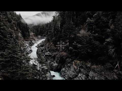 Teddy.Xoxo feat. BRENNAN SAVAGE – Long Distance