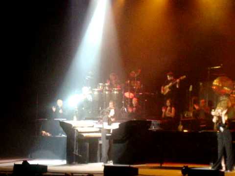 Yanni Live Concert in Toronto 2011, April 2nd, 2011, Sony Center ( H.D)