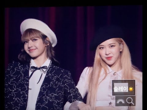 ROSÉ & LISA Sing to L.O.V.E | BLACKPINK Private Stage