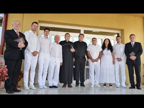 Botez Bisericile Baptiste din Otelu Rosu (1)