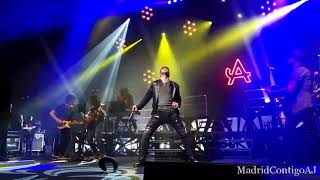 ¡Comienzo de la #GiraAUnMilimetroDeTi! ''Hay un mundo'' - Antonio José en Valladolid