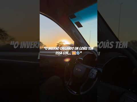 “O inverno chegando em Goiás tem essa cor… 🌅❄️”
