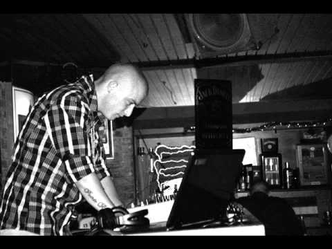 LiL Seint - SOMRÁK (Oficiall HQ - SPONSORED BY DODOHOP)