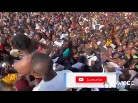 bella shmurda performance at abuja