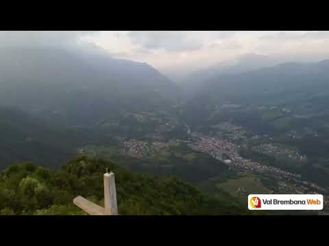 Monte Molinasco, lo spettacolo delle Tre Croci nel cuore della Valle Brembana