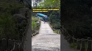 Download lagu Skill Supir Bus Level Dewa! Melewati Jalan Kecil Menurun dan Berliku 🔥 mp3 Download lagu Skill Supir Bus Level Dewa! Melewati Jalan Kecil Menurun dan Berliku 🔥 mp3