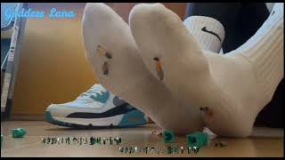 Download lagu giantess girl crush tinies sfx with her nike shoes and socks after gym. mp3