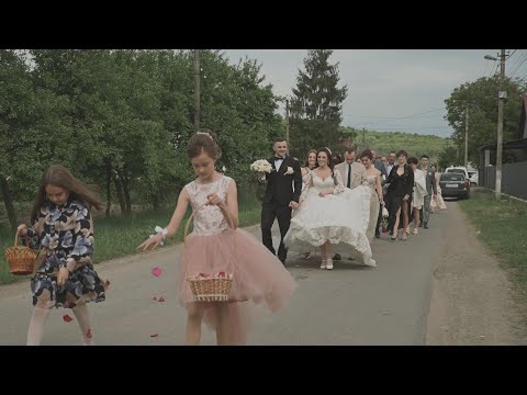 Igy Néz Ki Egy Kárpátaljai Magyar Esküvő Részeg Vőfély Menyasszony Kikérés Szép Hagyományok 2021