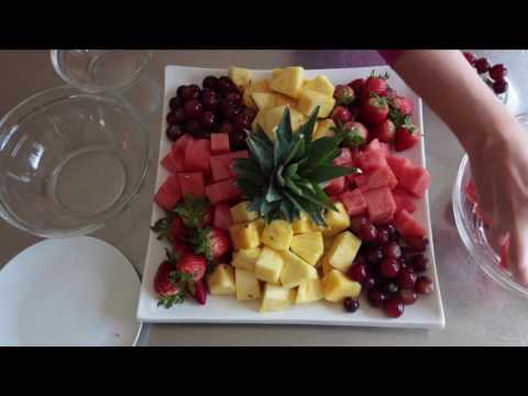 Super Impressive Throw-Together Fruit Platter For Easy Entertaining