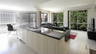 preview picture of video '3 Finley Court, Endeavour Hills Victoria By Zed Nasheet'