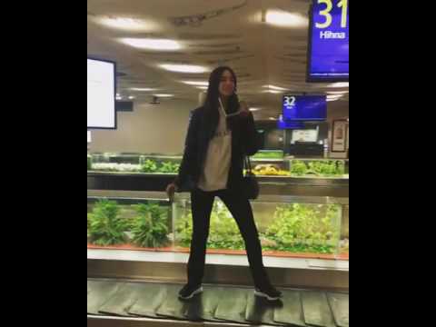 Dua Lipa dancing Michael Jackson 's song