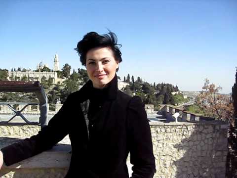 CultureBuzzIsrael interviews: Kamila! From Azerbaijan to Israel (and back) - a musical journey.