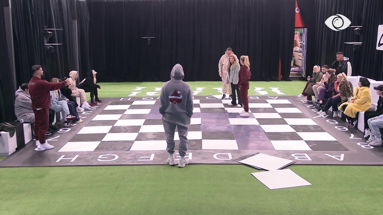 Loja e Cohl’s, Heidi mposht Vesën