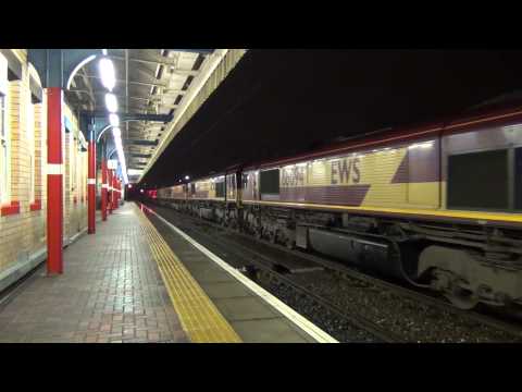 DBS MEGA 8 LOCO 60 & 66 CONVOY @ Warrington!