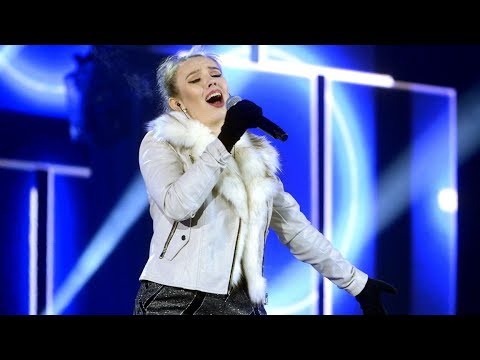 Isabell Otrębus - Delirium - LIVE (Sylwester z Dwójką 2017/2018)