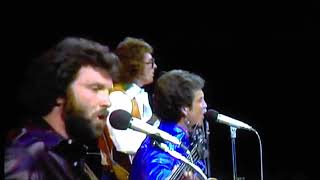 Larry Gatlin &amp; The Gatlin Brothers - All The Gold In California (Live)
