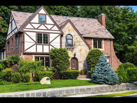 421 Waverley Avenue, Newton, MA 02458: Video Tour