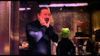 Disney&#39;s Muppets Most Wanted - Blu-ray/DVD Bonus Clip Ricky Gervais Bloopers
