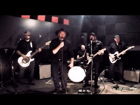 The Cut Snakes - The Outback Way (Official Music Video)