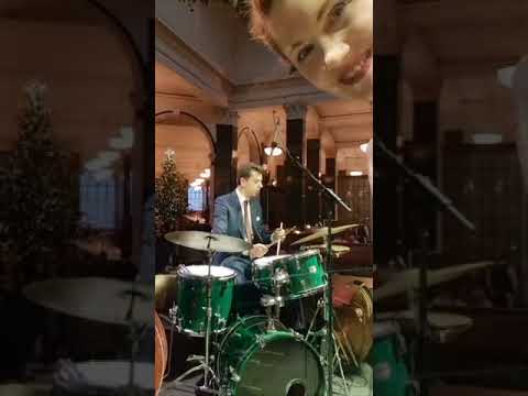 Louise Messenger Swingtet, live at  The Ned - This could be the start of something big (Steve Allen)