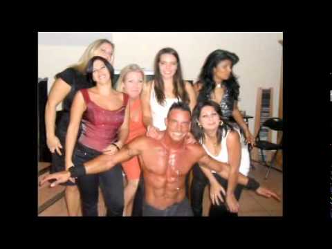 Stripteaseur Sean Démo Noel.wmv