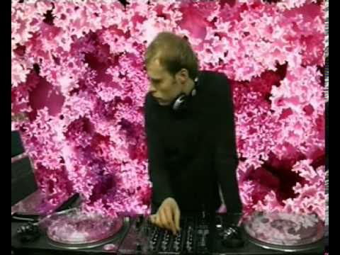 237 Showcase: Losardo - RTS.FM.130411