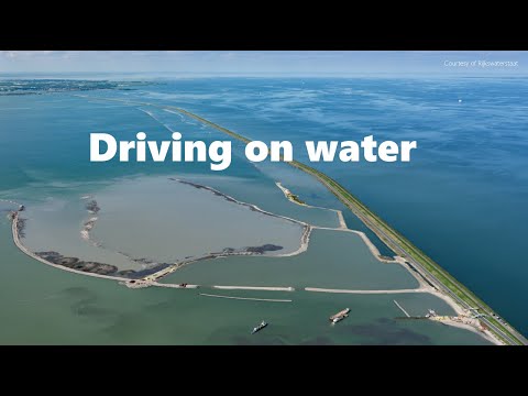 Driving on water (Houtribdijk N307 from Lelystad to Enkhuizen)