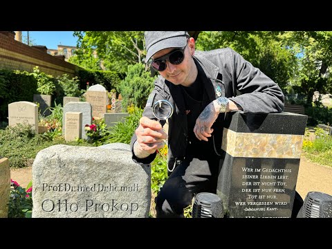 Das Grab von Rechtsmediziner Prof. Otto Prokop in Berlin 🪦