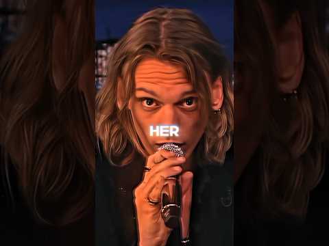 Jamie Campbell Bower do the voice vecna 🤖 #shorts