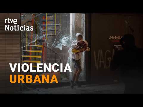 Barcelona sufre saqueos y graves disturbios | RTVE Noticias