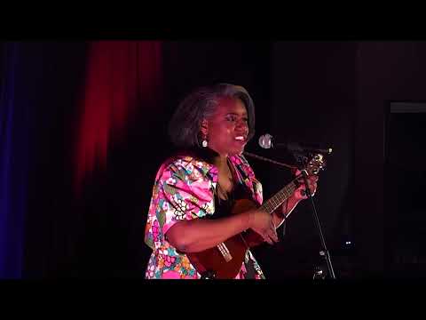 Life Gives Me The Blues | Kelle Jolly | TEDxETSU