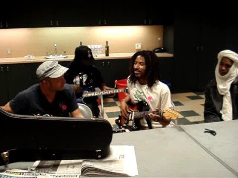 chicha libre / etran finatawa backstage