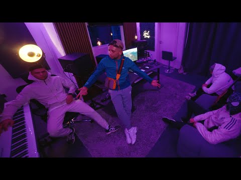 BOBBY VANDAMME - JUANA AUF SNAPCHAT [official Video]