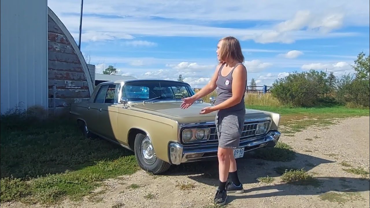 Reviewing a 1966 imperial crown that is for sale!