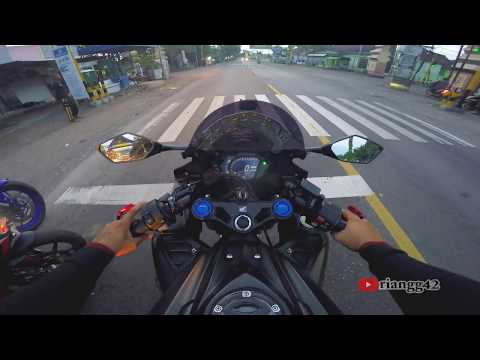 START DI LAMPU MERAH DUO CBR 250 RR VS R25