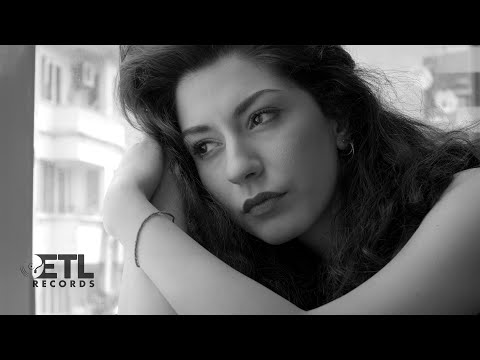 Aziz Piyade - Beni Siz Delirttiniz